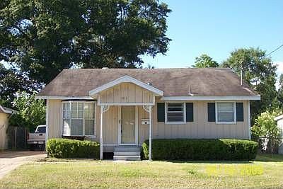 1st image of 1021 Alamo St