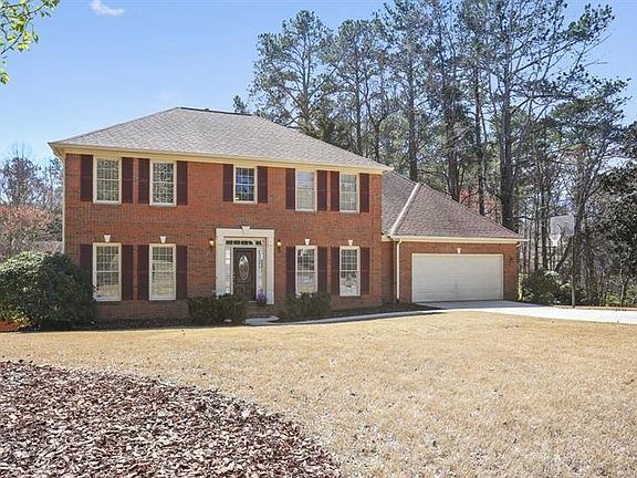 2nd image of 415 De Malle Ct