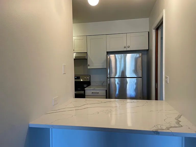 1950 Cherry Ln #114 — Photo 5