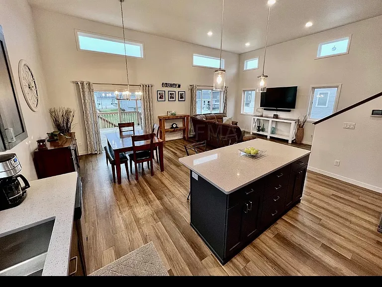 5804 Deb Dr W — Photo 3
