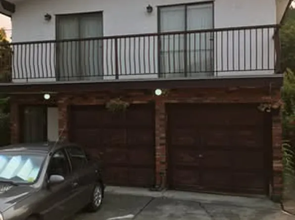 856 Finlay St, White Rock, BC V4B 4K2