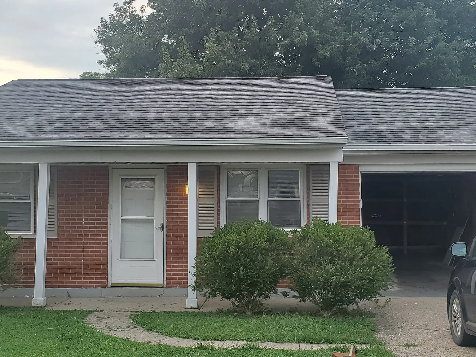 2 bed, 1110 sqft, $1,500 — Photo 2