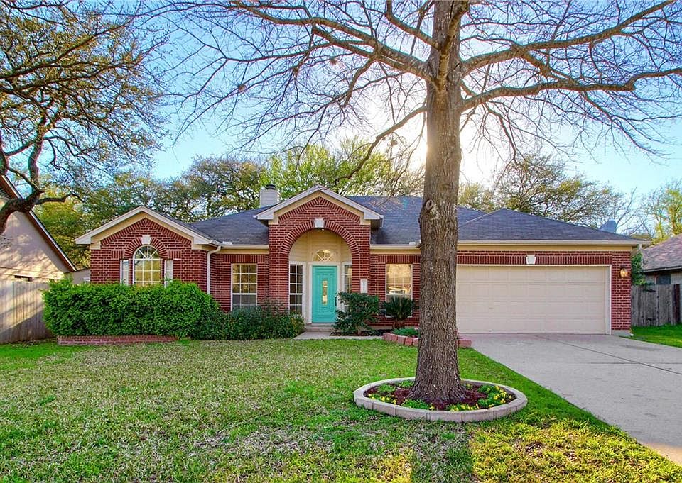 1st image of 6909 Bancroft Woods Dr