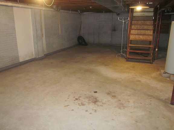 Full Basement