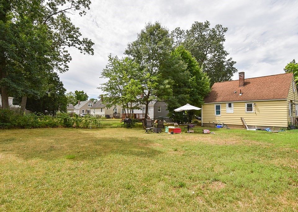 81 Pemaquid St, Springfield, MA 01151 Zillow