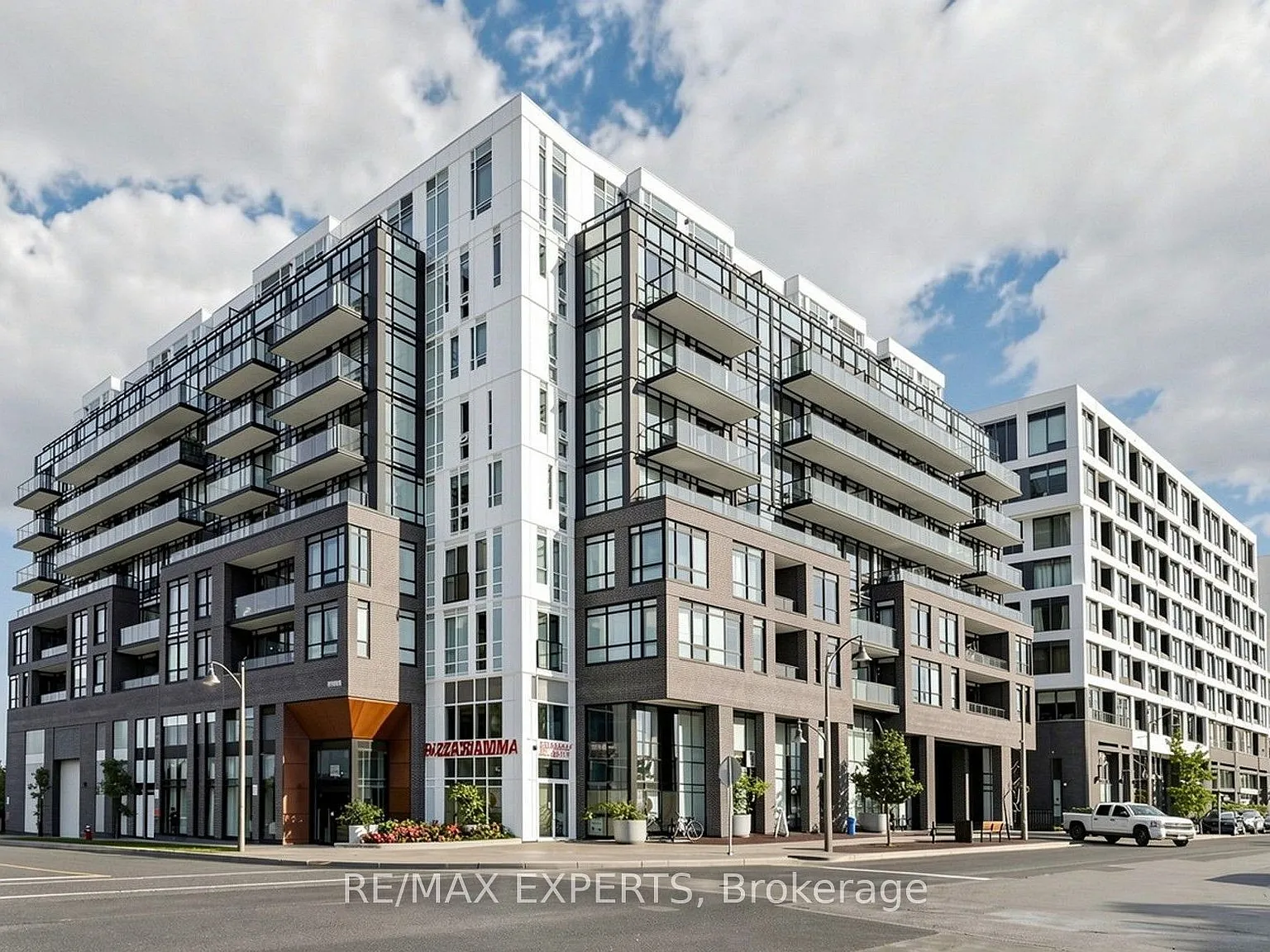 2 bed, $2,600 — Photo 1
