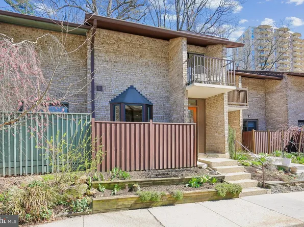 9211 Three Oaks Dr, Silver Spring, MD 20901