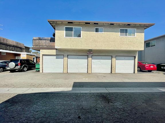 3rd image of 611 Bolton Ct