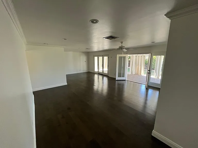 8256 E Monte Vista Rd — Photo 18