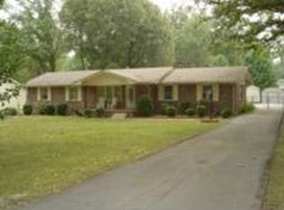 307 Westwood Dr, Tullahoma, TN 37388