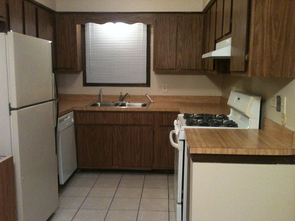 1st image of 15737 Terrace Dr APT 1AR