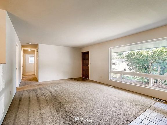 5th image of 6116 80th St NE