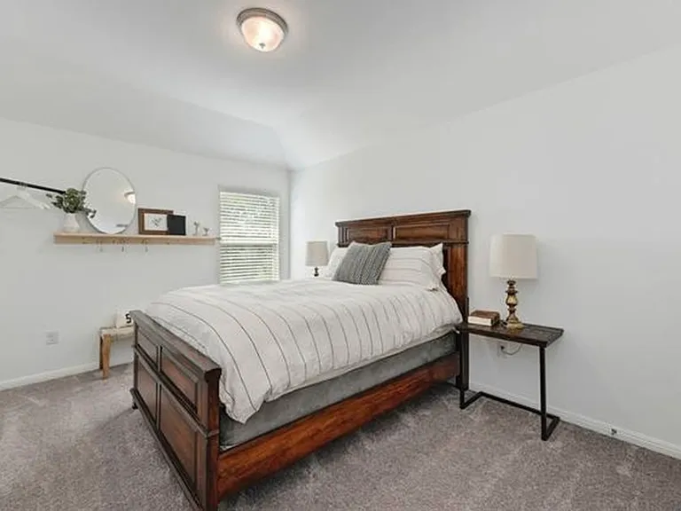 1404 Goldilocks Ln — Photo 22