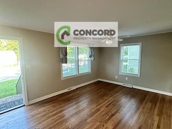 4th image of 1008 Grayland St