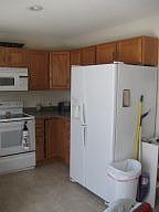 5th image of 1138 Belmont St