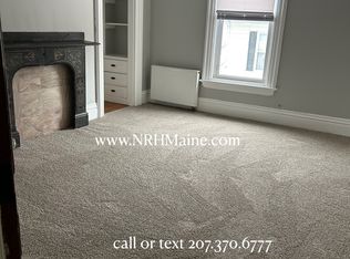 18 Laurel Ave APT 4, Auburn, ME 04210