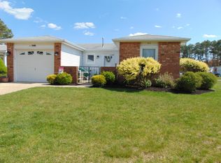 92 Courtshire Dr, Brick, NJ