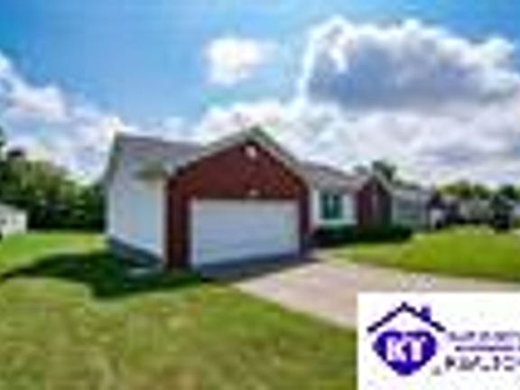 2nd image of 520 University Dr