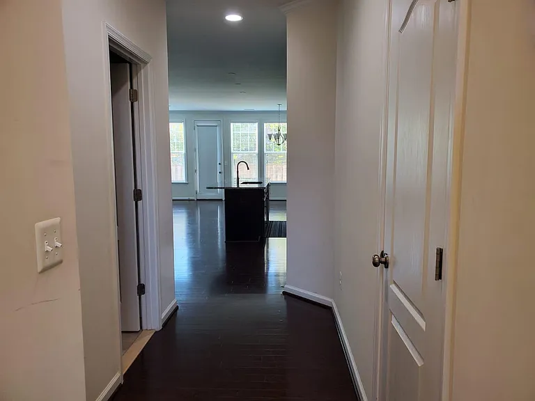 42513 Benfold Sq — Photo 5