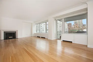 Rented by R New York