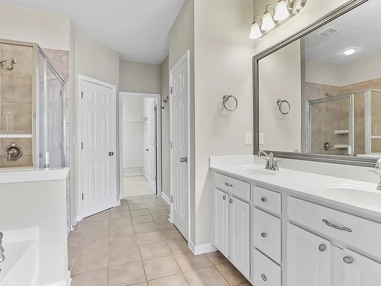 1743 Breyerton Dr — Photo 16