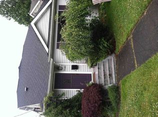 7549 14th Ave NE, Seattle, WA 98115