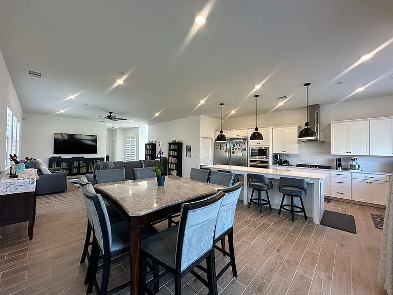 3803 N Santa Fe St — Photo 27