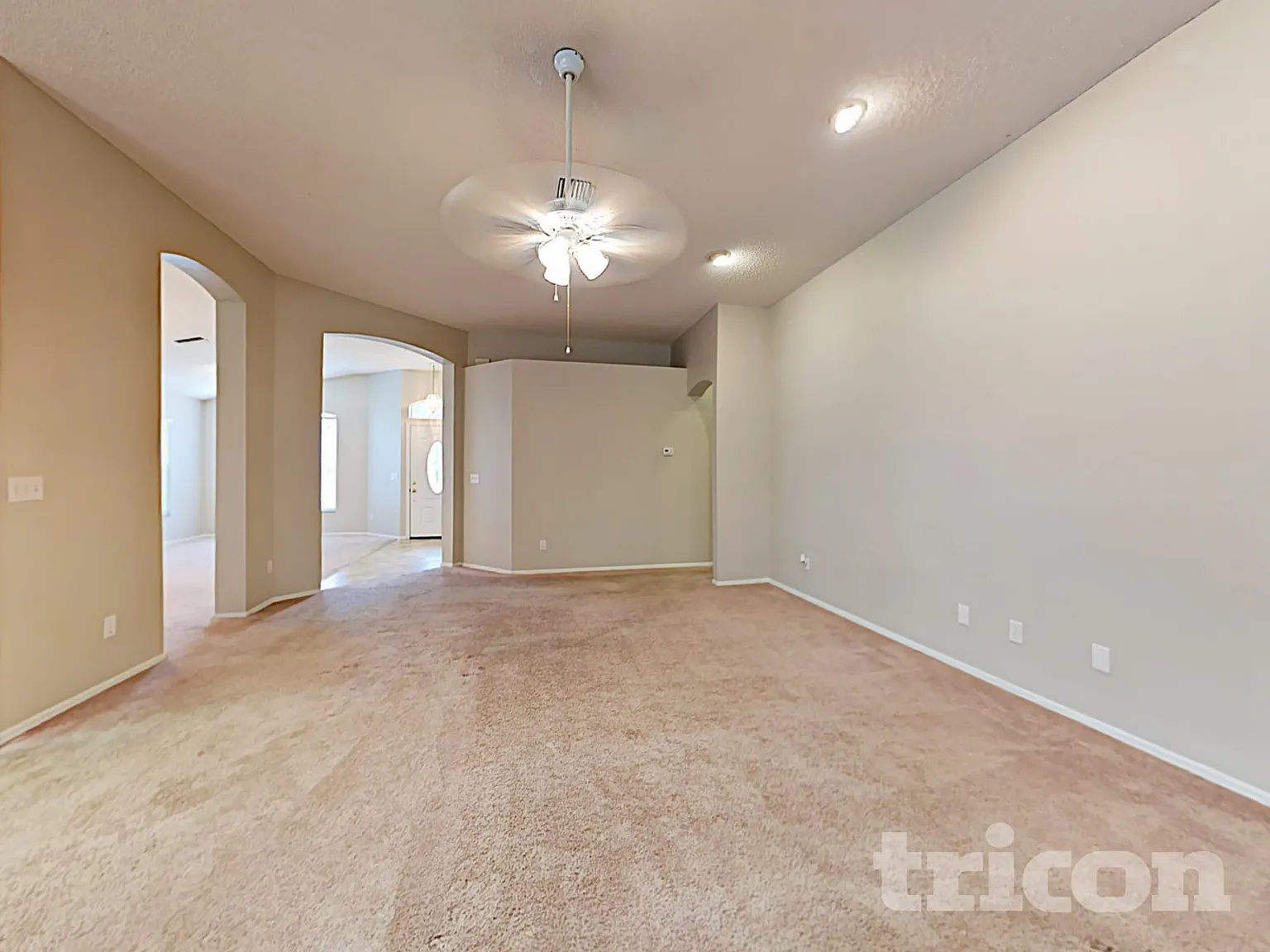 5664 Bridgeton Court Palm Harbor FL — Photo 3