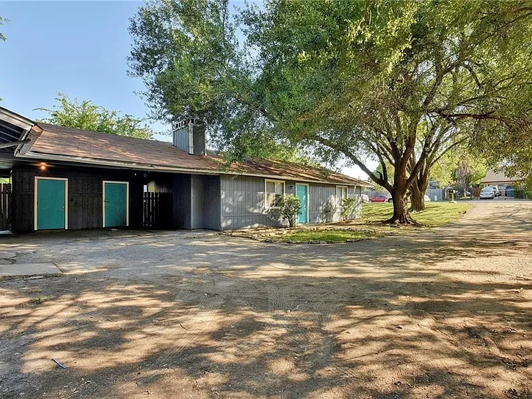 2311 Teri Rd #B — Photo 24