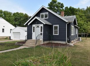 407 2nd St SE, Glenwood, MN 56334
