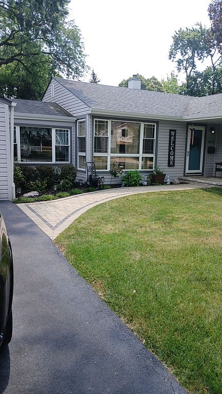 2304 Meadow Dr - Property Image
