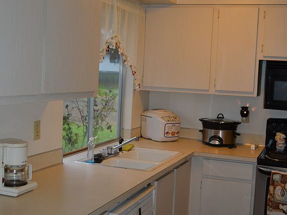 2nd image of 1216 143rd St E
