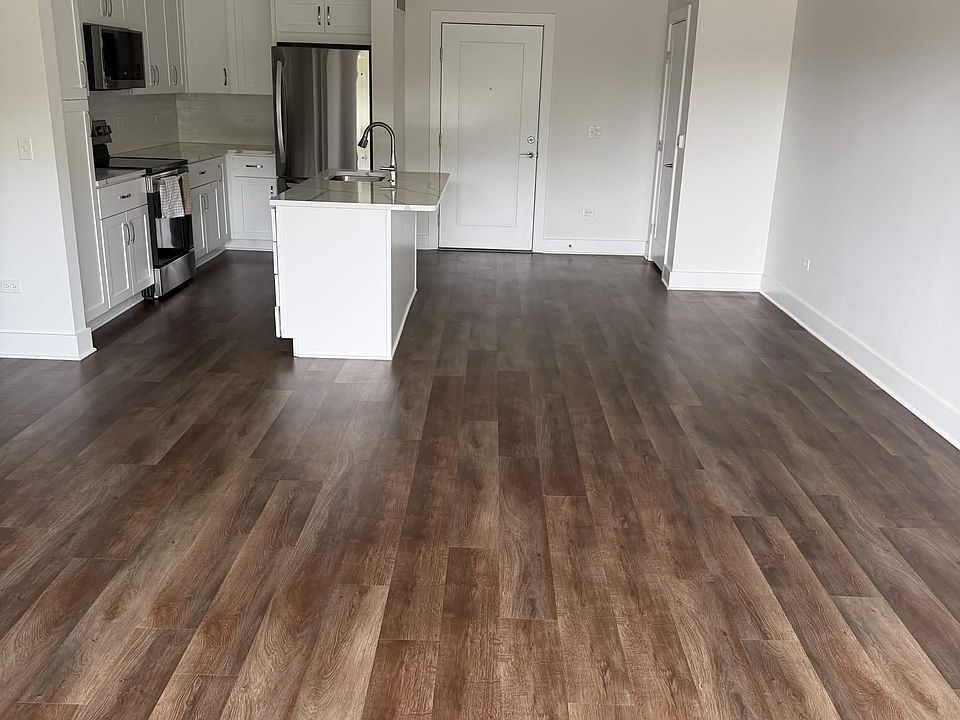 1st image of 9 Woodlake Blvd #313