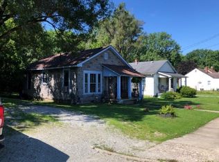 703 W 24th St, Anderson, IN 46016