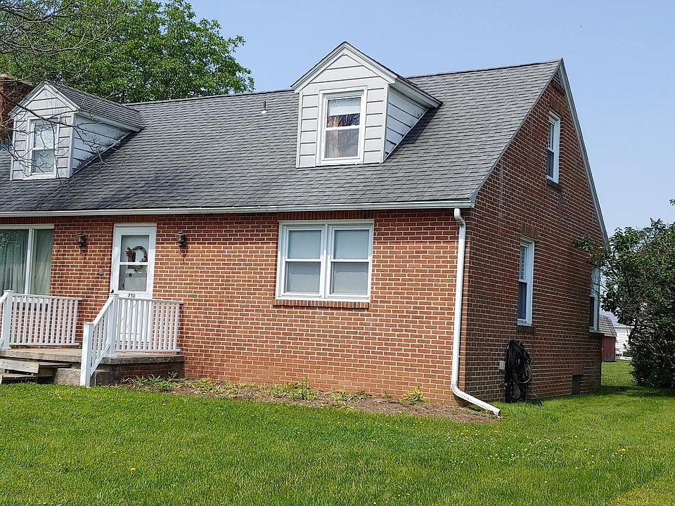 2nd image of 230 Clover Lane Dr