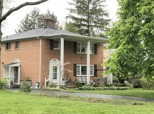 332 Kenridge Rd, Akron, OH 44333