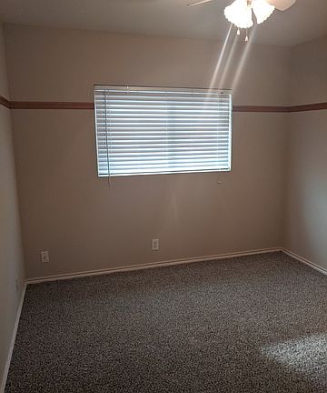 5th image of 1028 Creek Knl