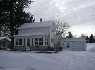 835 State St, Ripon, WI 54971