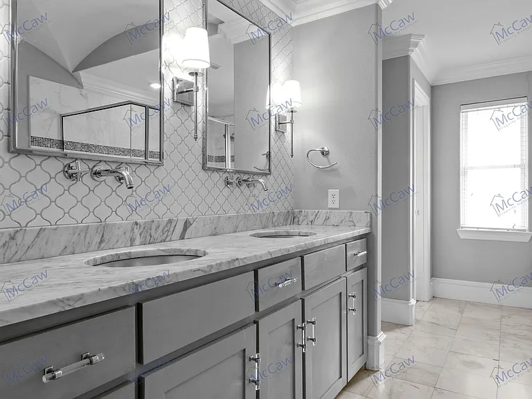 857 N Glasgow Dr #B — Photo 11