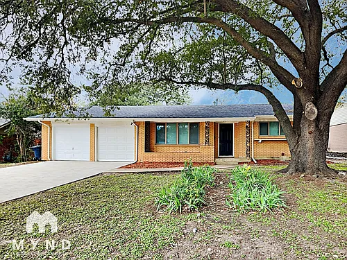 5244 Greene Ave Photo 1