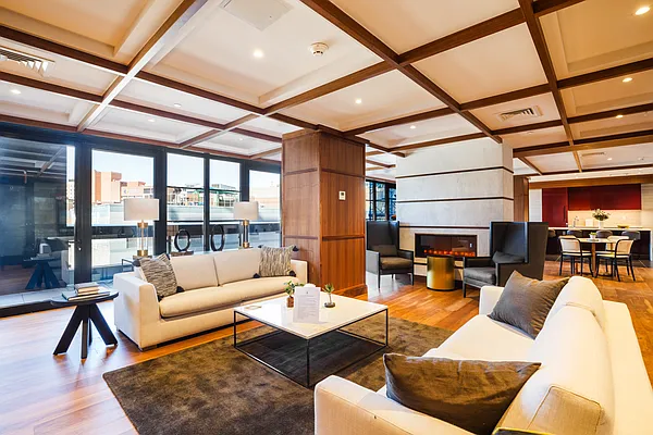 Rented by MNS | media 32