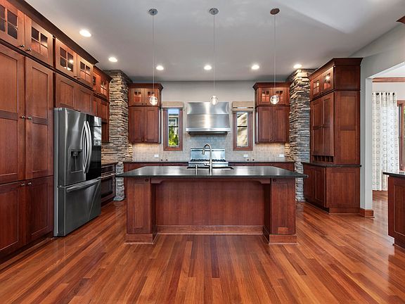 5th image of 1523 Villa Rd