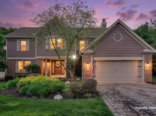 263 Barrington Dr, Westerville, OH 43082