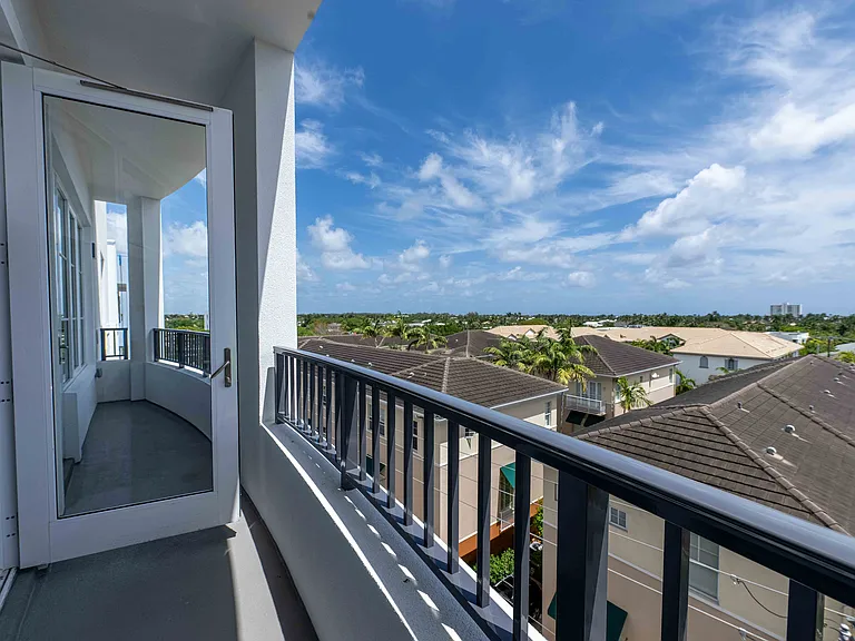 Liora Delray Beach — Photo 13