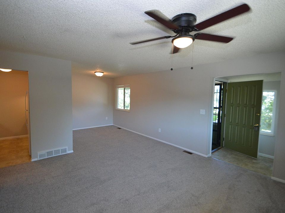 entry, Living and dining rooms