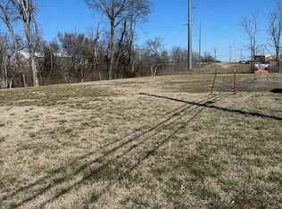 220 Rockland Rd, Hendersonville, TN 37075