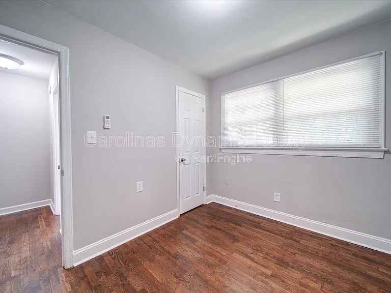 321 S Gardner Ave #6 — Photo 22
