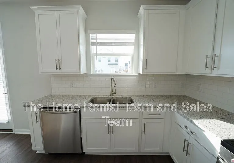 257 Brookline Dr — Photo 8