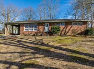 1211 Tarrant Rd, Greensboro, NC 27409