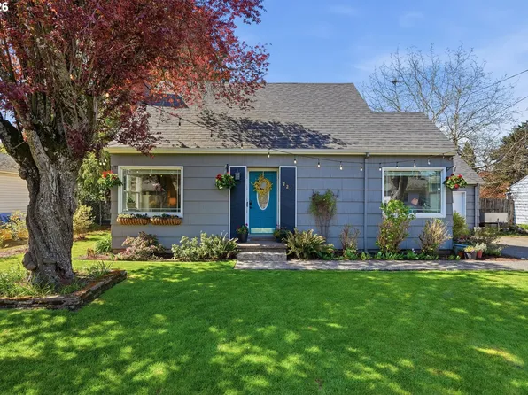 221 SE 109th Ave, Portland, OR 97216